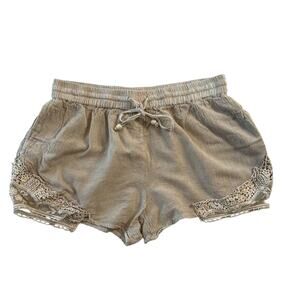 Raya Sun Women's Small Linen Blend Beige Shorts Lace Trim Detail
